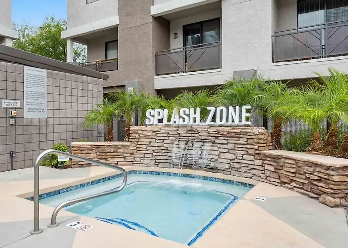 Cozysuites - Westgate With Pool 12 Apartment Glendale