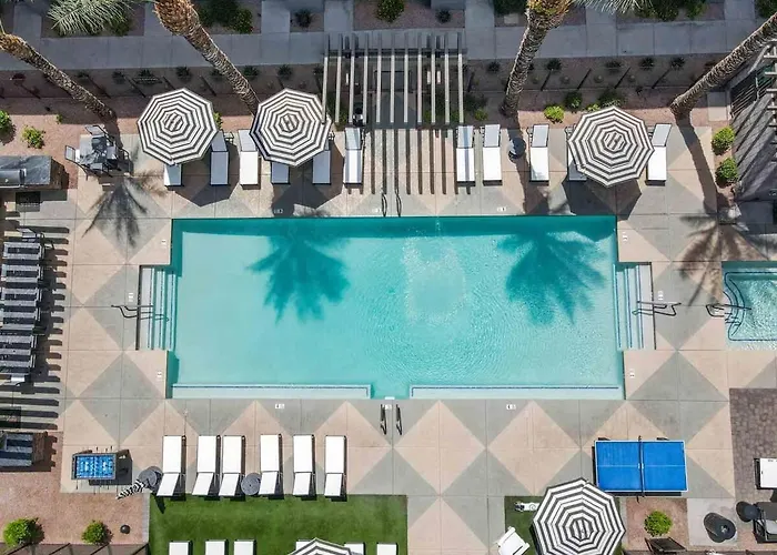 Cozysuites - Westgate With Pool 12 Glendale