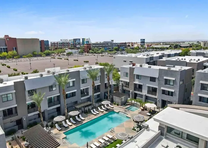 Cozysuites - Westgate With Pool 12 Apartment *