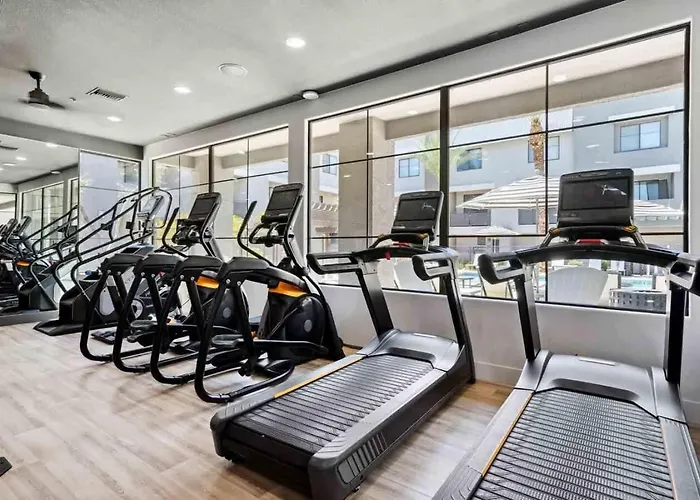 Apartment Cozysuites - Westgate With Pool 12 *