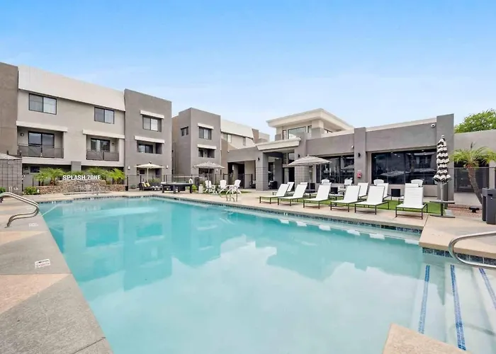 Cozysuites - Westgate With Pool 12 * Glendale